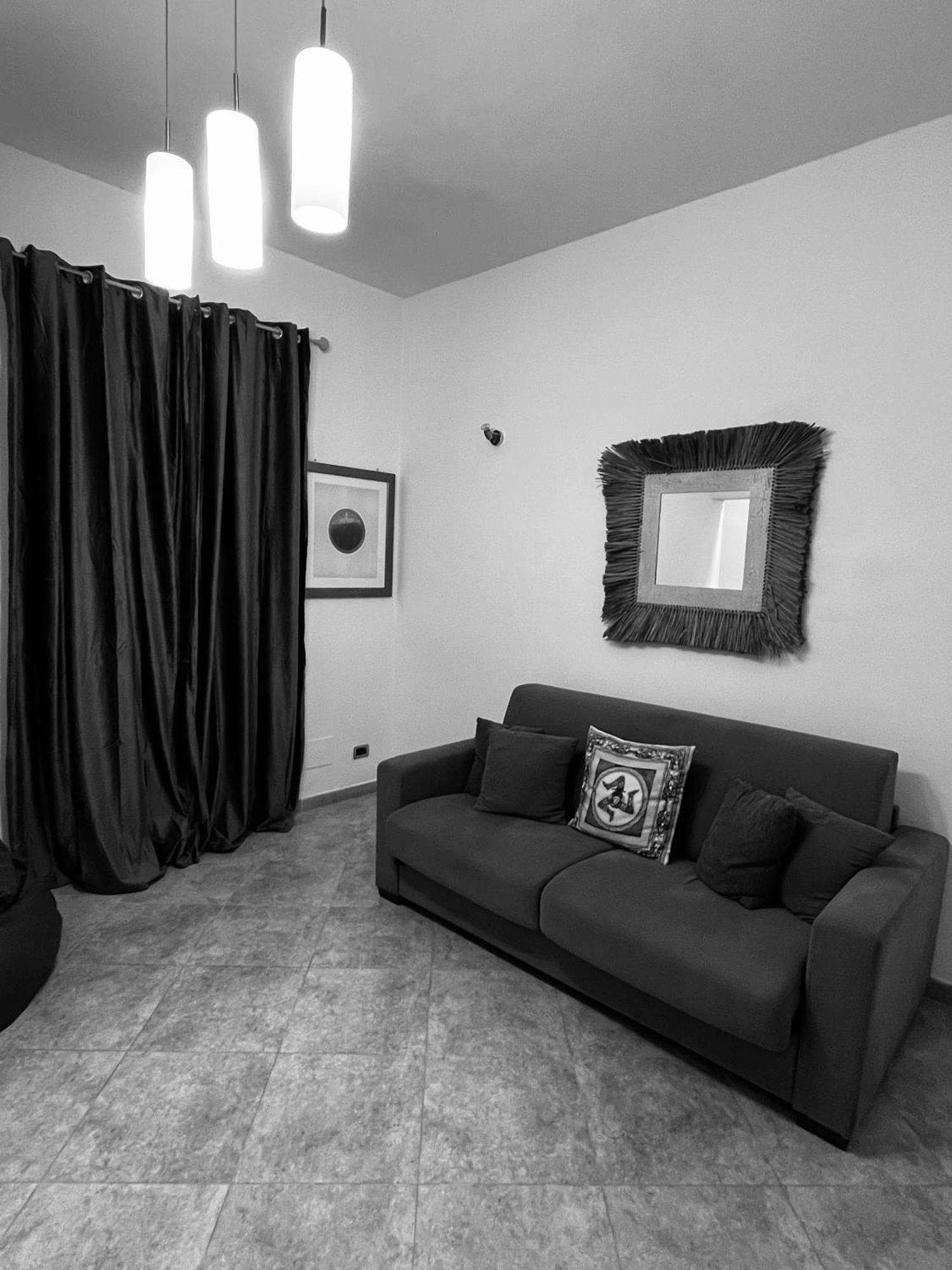 Sicilia Vacation Rooms Trapani Bagian luar foto
