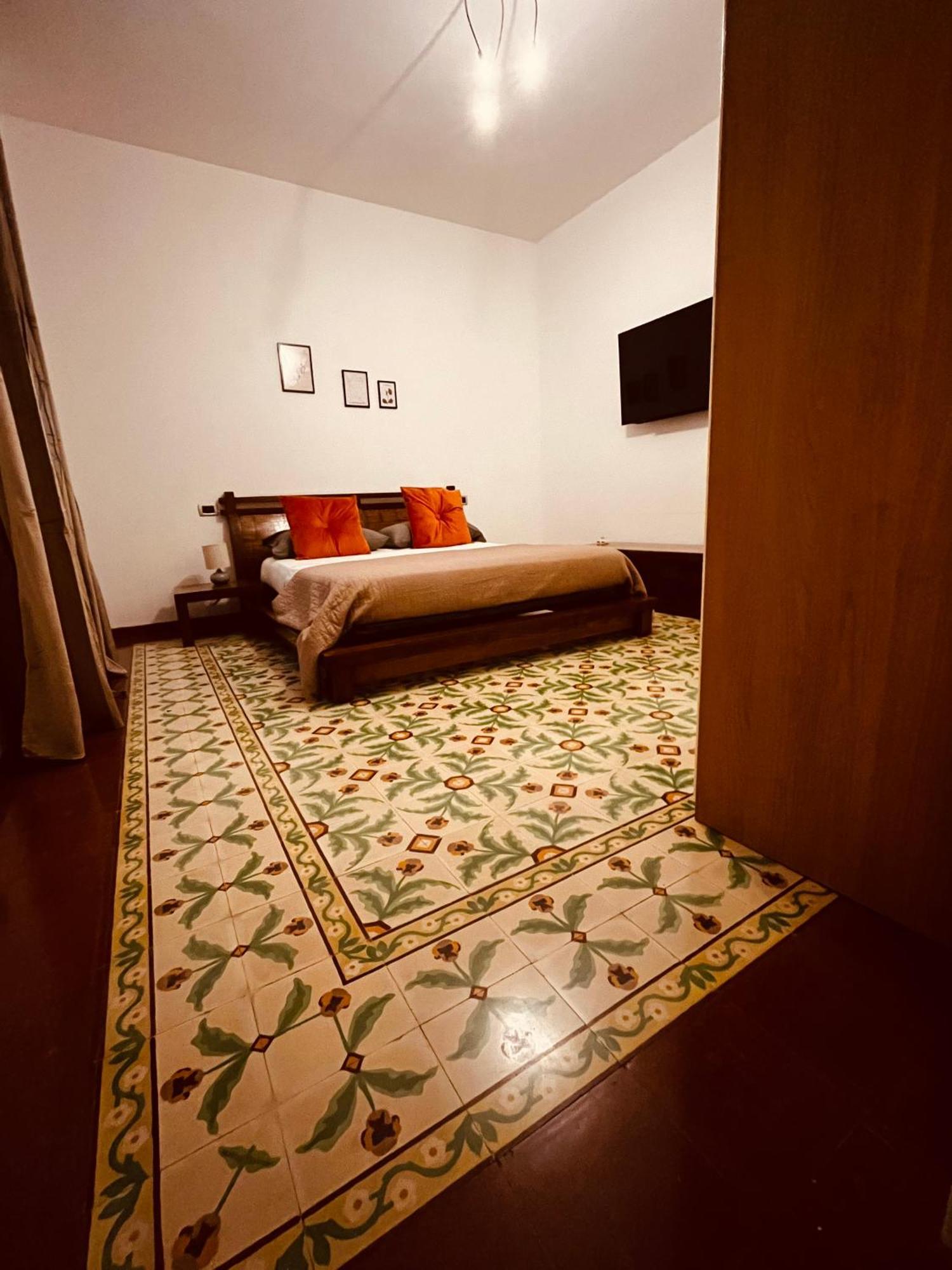 Sicilia Vacation Rooms Trapani Bagian luar foto